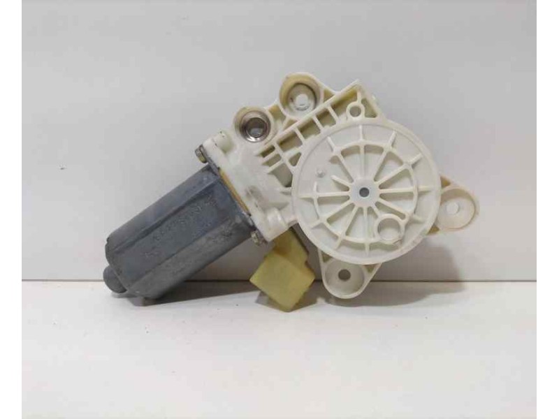 Recambio de motor elevalunas delantero derecho para mercedes-benz clase e (w211) berlina e 270 cdi (211.016) referencia OEM IAM 