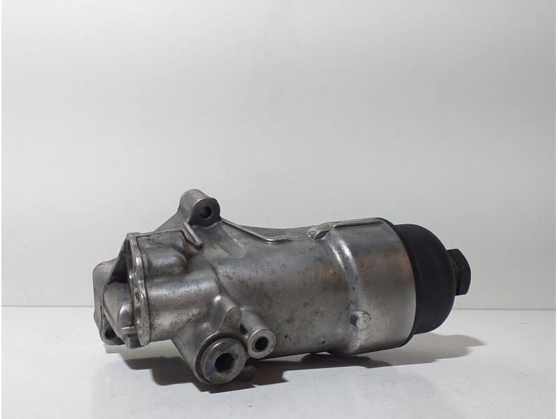 Recambio de soporte filtro aceite para mercedes-benz clase a (w169) a 180 cdi a-edition referencia OEM IAM A6401800510 69110 
