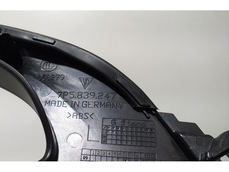 Recambio de maneta interior trasera izquierda para porsche cayenne (typ 92aa) gts referencia OEM IAM 7P5839247 66588 