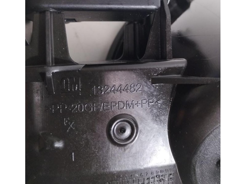 Recambio de tapa exterior combustible para opel insignia berlina cosmo referencia OEM IAM 13244482 78466 