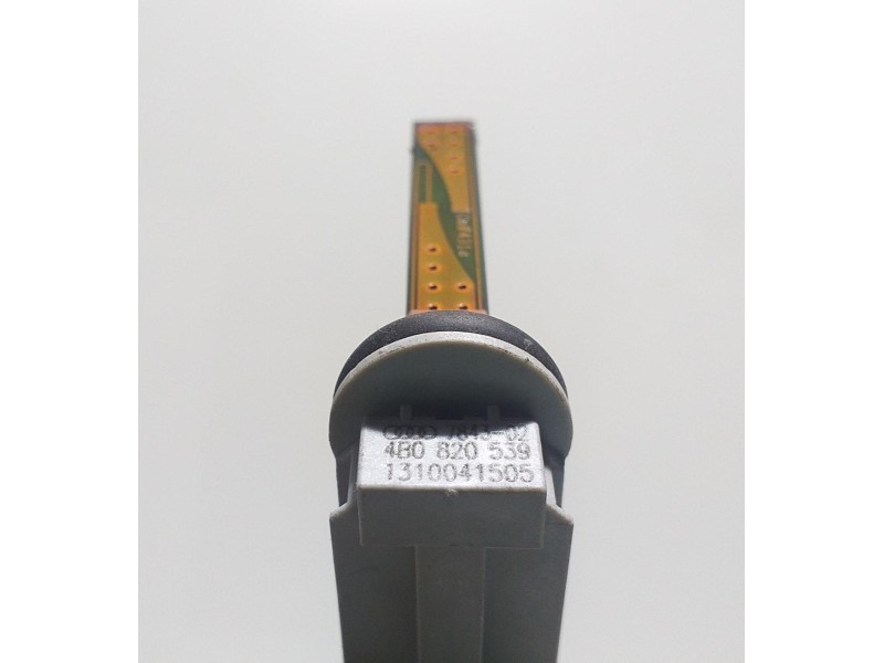 Recambio de sensor para volkswagen touareg (7la) v6 referencia OEM IAM 4B0820539 55071 
