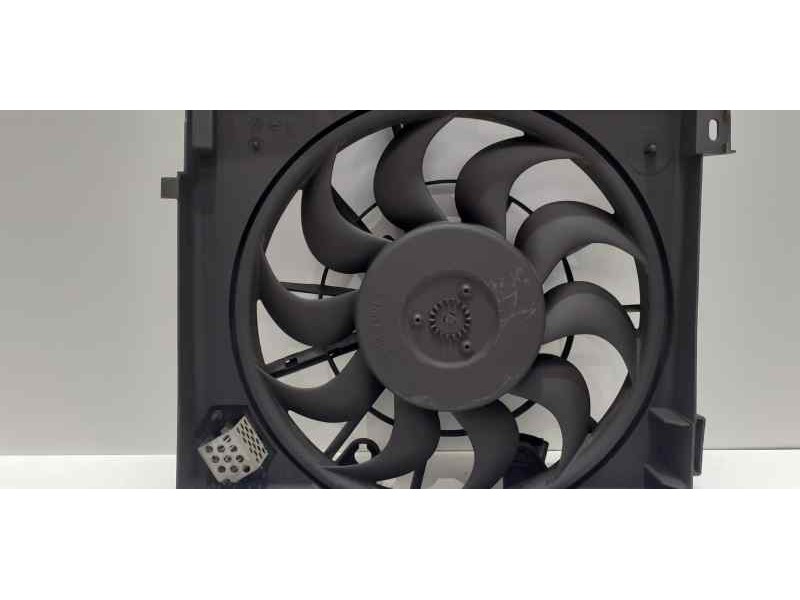 Recambio de electroventilador para opel astra h berlina cosmo referencia OEM IAM 3135103603 42093 