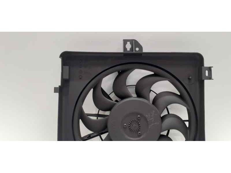 Recambio de electroventilador para opel astra h berlina cosmo referencia OEM IAM 3135103603 42093 