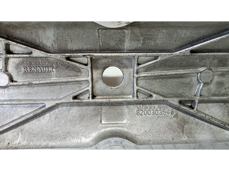 Recambio de tapa balancines para renault megane iii berlina 5 p 1.9 dci diesel fap referencia OEM IAM 8200303546 76267 R Recambio de tapa balancines para renault megane iii berlina 5 p 1.9 dci diesel fap referencia OEM IAM 8200303546 76267 R