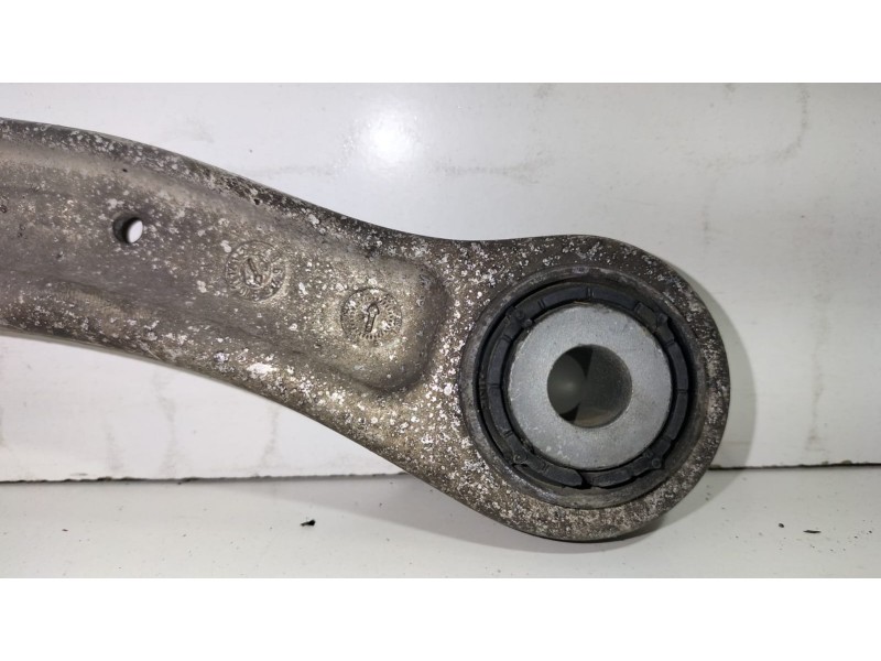 Recambio de brazo suspension inferior trasero derecho para volkswagen touareg (7l6) tdi v6 +motion referencia OEM IAM 7L0505375A