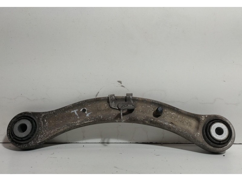 Recambio de brazo suspension inferior trasero izquierdo para volkswagen touareg (7l6) tdi v6 +motion referencia OEM IAM 7L050537