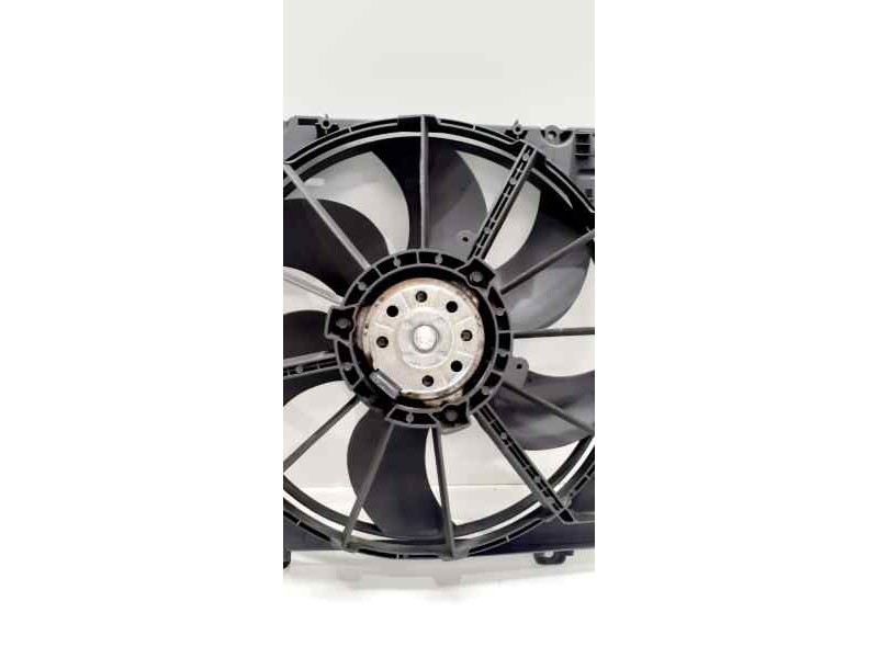 Recambio de electroventilador para renault megane i classic (la0) 1.9 dti diesel cat referencia OEM IAM 8240257 42098 