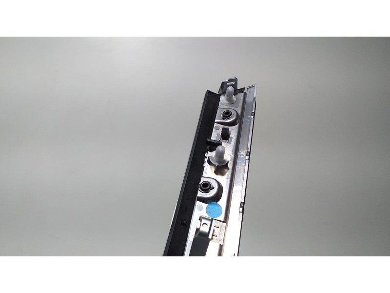 Recambio de molduras delanteras para porsche cayenne (typ 92aa) gts referencia OEM IAM 7P5867409 66600 