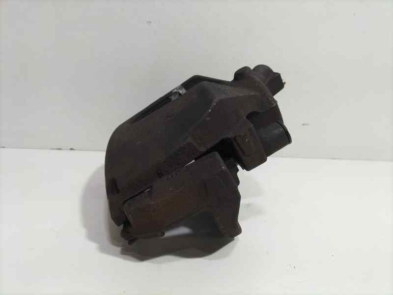 Recambio de pinza freno delantera derecha para ford focus berlina (cap) ghia referencia OEM IAM HWDA 82340 