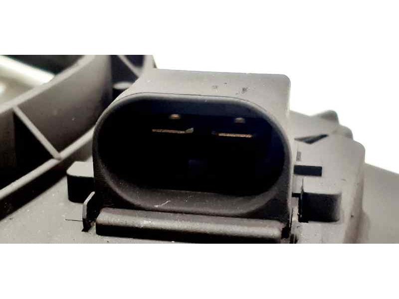Recambio de electroventilador para renault megane i coach/coupe (da0) 1.6e alize referencia OEM IAM 8240257 42100 