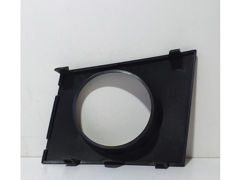 Recambio de rejilla paragolpes delantero para renault megane ii classic berlina dynamique referencia OEM IAM K9K734 69123 