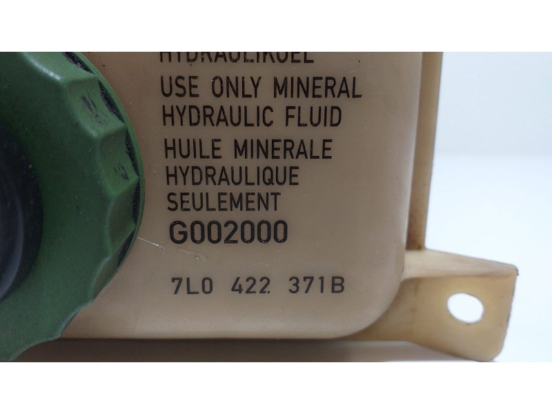 Recambio de deposito servo para volkswagen touareg (7la) v6 referencia OEM IAM 7L0422371B 55096 