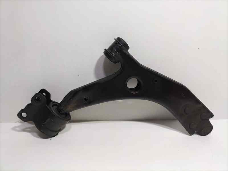 Recambio de brazo suspension inferior delantero izquierdo para ford focus berlina (cap) ghia referencia OEM IAM 3M513A424AJ 8234