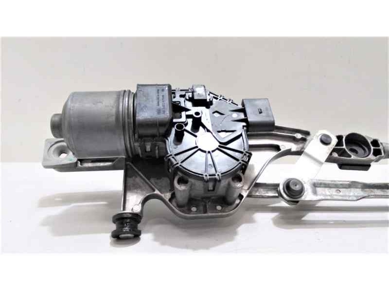 Recambio de motor limpia delantero para ford focus berlina (cap) ambiente (d) referencia OEM IAM 0390241731 47036 