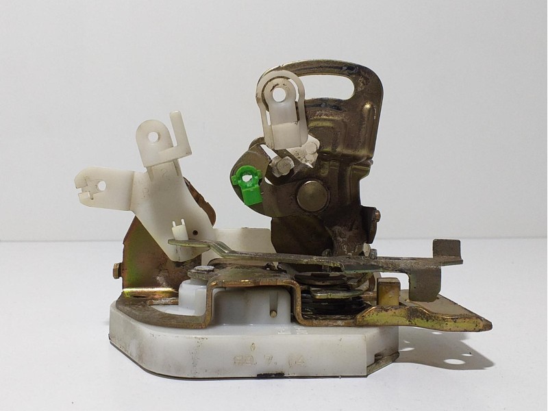 Recambio de cerradura puerta trasera derecha para mitsubishi montero sport (k90) 2.5 td gls referencia OEM IAM MR313410 59190 