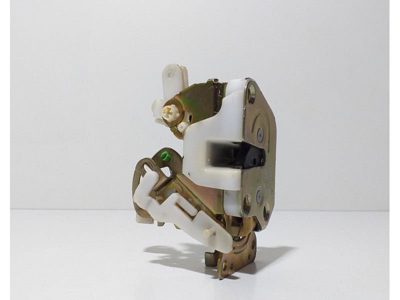 Recambio de cerradura puerta trasera derecha para mitsubishi montero sport (k90) 2.5 td gls referencia OEM IAM MR313410 59190 