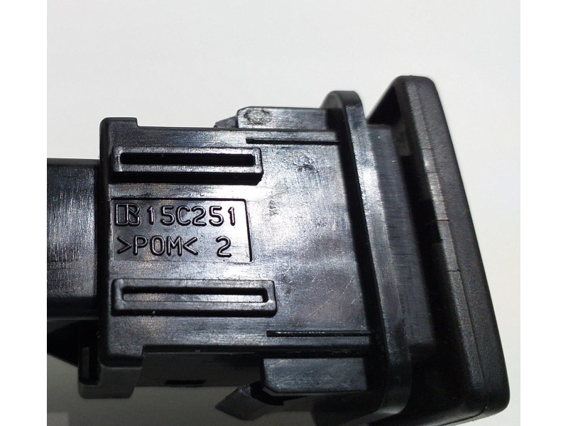 Recambio de intercooler para toyota avensis cross sport (t27) comfort referencia OEM IAM 15C251 55109 