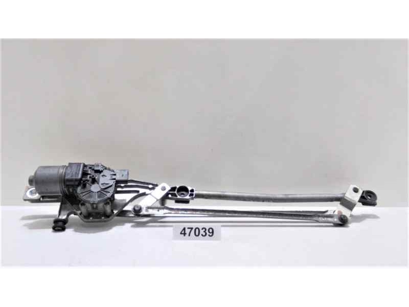 Recambio de motor limpia delantero para ford focus berlina (cap) ambiente (d) referencia OEM IAM 4M5117508AA 47039 