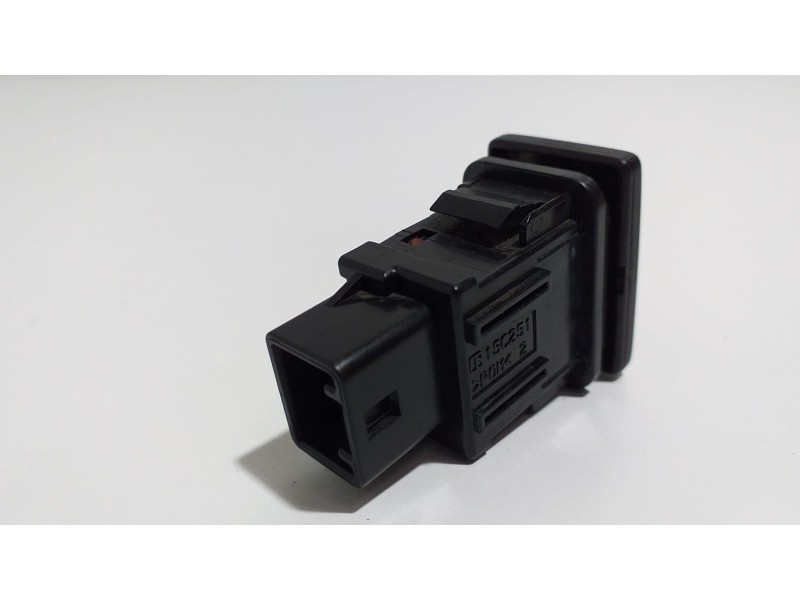 Recambio de intercooler para toyota avensis cross sport (t27) comfort referencia OEM IAM 15C251 55109 