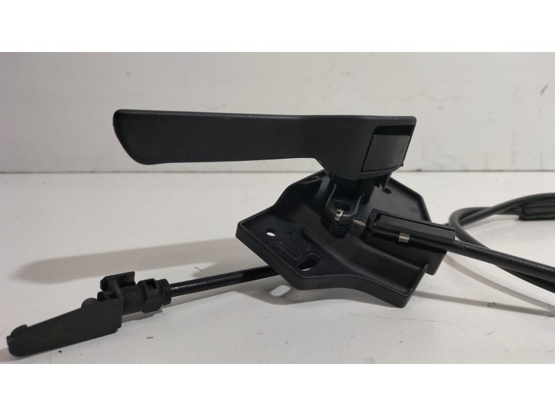 Recambio de capot para volkswagen t5 bus 2.5 tdi referencia OEM IAM 7H1823633B 78576 