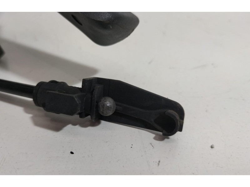 Recambio de capot para volkswagen t5 bus 2.5 tdi referencia OEM IAM 7H1823633B 78576 