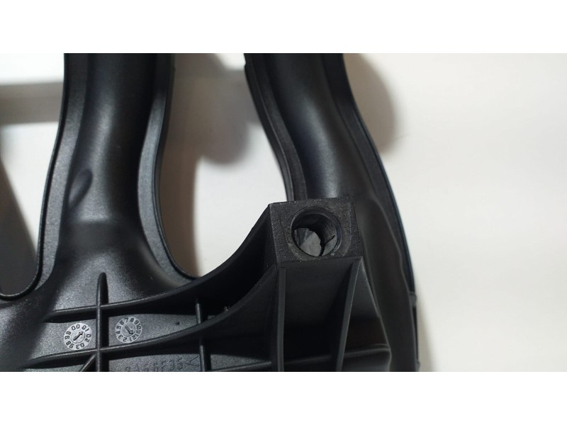 Recambio de colector admision para citroën berlingo 1.9 d sx plus familiar referencia OEM IAM 9642405280 69135 