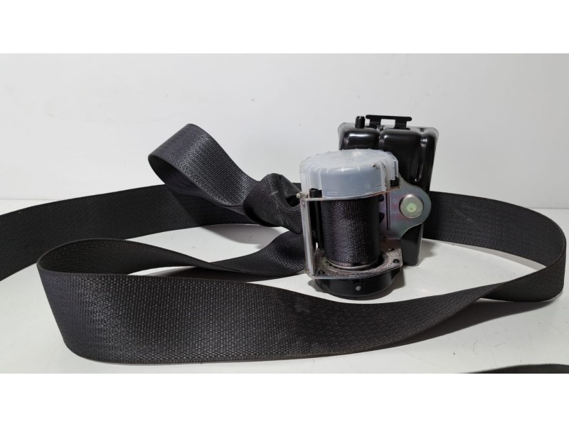 Recambio de cinturon seguridad trasero izquierdo para chevrolet cruze hatchback lt referencia OEM IAM 13359771 76337 R