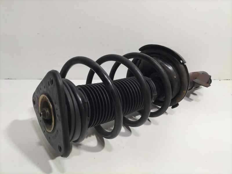 Recambio de amortiguador delantero izquierdo para ford focus berlina (cap) ghia referencia OEM IAM HWDA 82347 