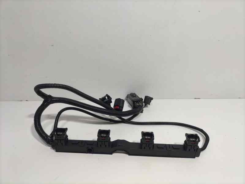 Recambio de rampa inyectora para ford focus berlina (cap) ghia referencia OEM IAM 98AG14A390LB 82348 