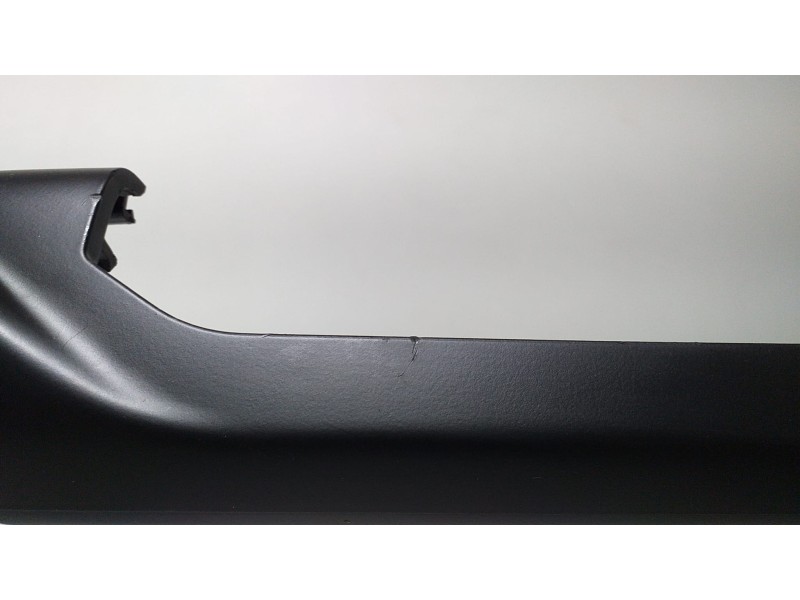 Recambio de molduras delanteras para porsche cayenne (typ 92aa) gts referencia OEM IAM 7P5867228 66613 