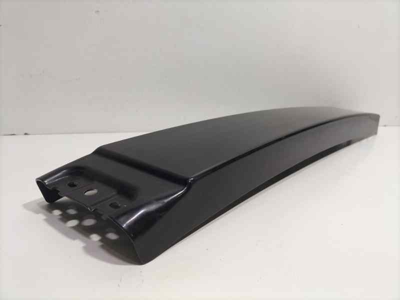 Recambio de molduras delanteras para volkswagen touareg (7la) tdi v10 referencia OEM IAM 7L6853317B 82350 