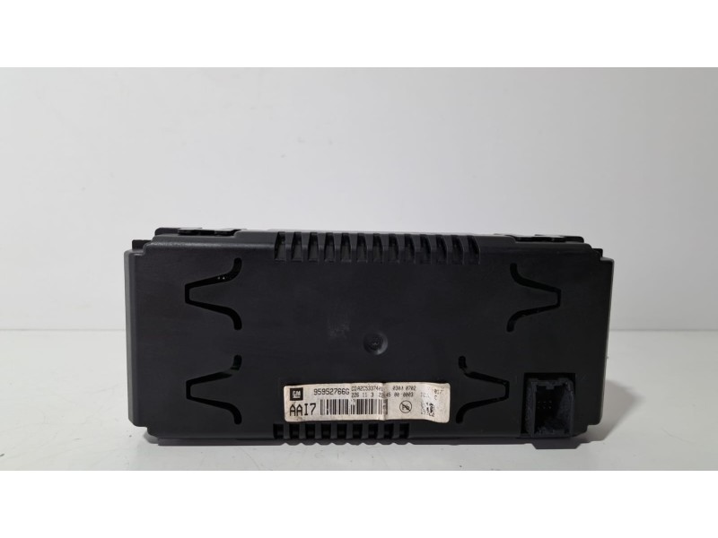 Recambio de pantalla multifuncion para chevrolet cruze hatchback lt referencia OEM IAM 95952766G 76341 R