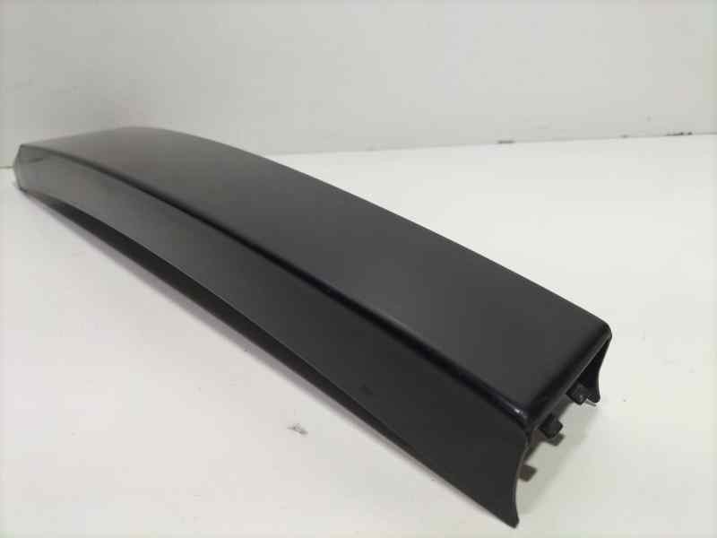 Recambio de molduras delanteras para volkswagen touareg (7la) tdi v10 referencia OEM IAM 7L6853317B 82350 