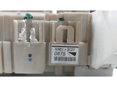 Recambio de caja reles / fusibles para toyota avensis cross sport (t27) comfort referencia OEM IAM 8273005720 55126  2