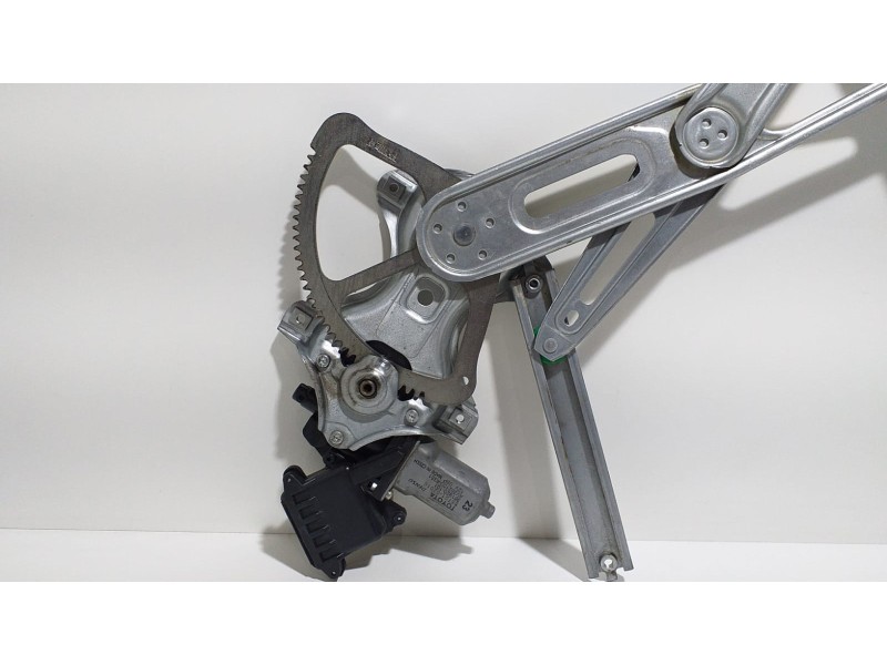 Recambio de elevalunas delantero derecho para toyota avensis cross sport (t27) comfort referencia OEM IAM 8570102010 55130 