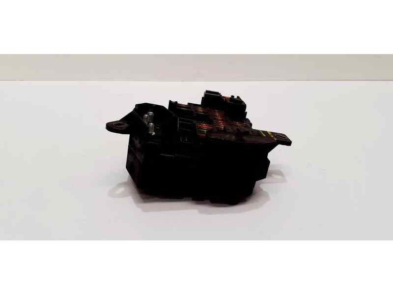Recambio de caja reles / fusibles para bmw serie 5 berlina (e60) 530d referencia OEM IAM 518811039 43183 