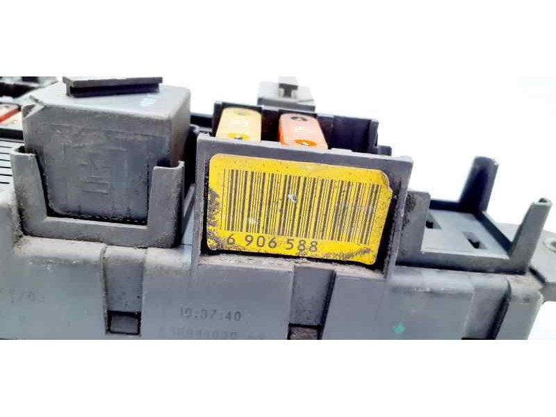 Recambio de caja reles / fusibles para bmw serie 5 berlina (e60) 530d referencia OEM IAM 518811039 43183 