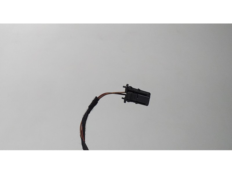 Recambio de guarnecido puerta trasera derecha para porsche cayenne (typ 92aa) gts referencia OEM IAM 7P5971693D 66621 