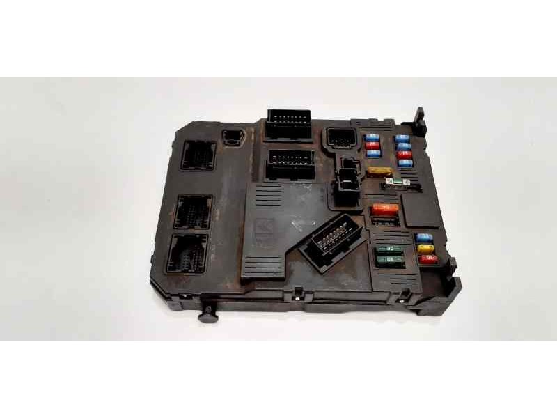 Recambio de caja reles / fusibles para citroën c2 sx referencia OEM IAM 9653667480 43189 