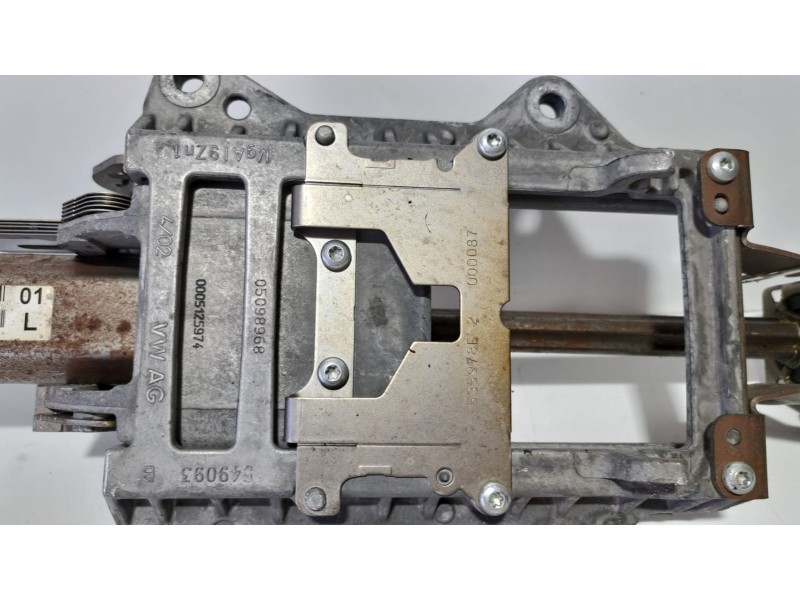 Recambio de columna direccion para volkswagen golf v berlina (1k1) highline referencia OEM IAM 1K1419502AB 76359 