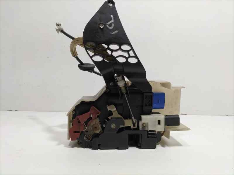 Recambio de cerradura puerta delantera izquierda para volkswagen touareg (7la) tdi v10 referencia OEM IAM 3D1837015A 82369 