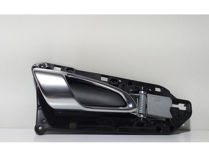 Recambio de maneta interior trasera derecha para porsche cayenne (typ 92aa) gts referencia OEM IAM 7P5837020 66623 