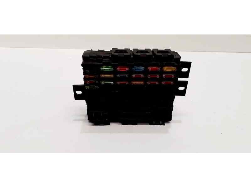 Recambio de caja reles / fusibles para fiat multipla (186) 1.9 jtd 110 elx eleganza referencia OEM IAM 46517276 43193 