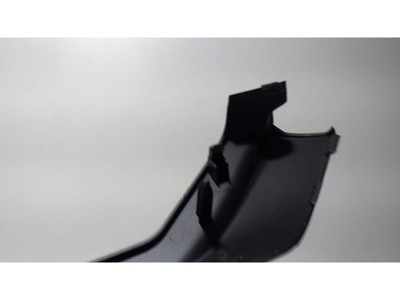 Recambio de molduras traseras para porsche cayenne (typ 92aa) gts referencia OEM IAM 7P5868438 66625 