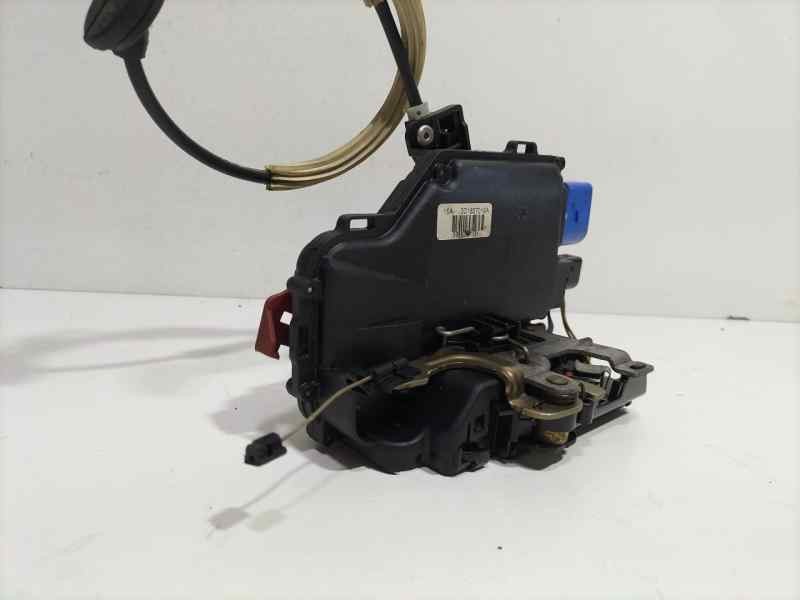 Recambio de cerradura puerta delantera derecha para volkswagen touareg (7la) tdi v10 referencia OEM IAM 3D1837016A 82371 