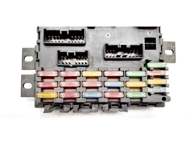Recambio de caja reles / fusibles para fiat multipla (186) 1.9 jtd 110 elx eleganza referencia OEM IAM 46517276 43193 