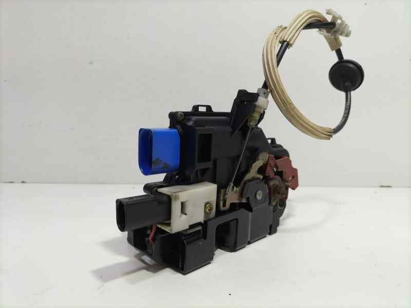 Recambio de cerradura puerta delantera derecha para volkswagen touareg (7la) tdi v10 referencia OEM IAM 3D1837016A 82371 