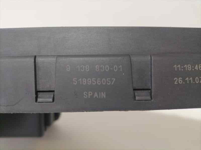 Recambio de caja reles / fusibles para bmw serie 5 berlina (e60) 520d referencia OEM IAM 9138830 87124 