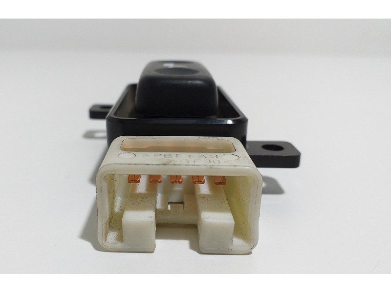 Recambio de intercooler para toyota avensis cross sport (t27) comfort referencia OEM IAM 182850 55162 