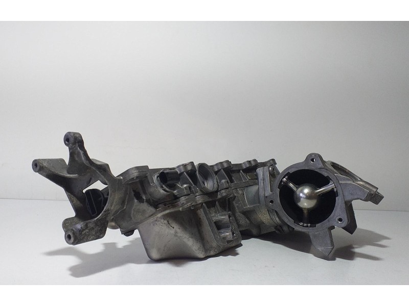 Recambio de colector admision para mercedes-benz clase b (w245) 200 cdi (245.208) referencia OEM IAM 640941 69185 